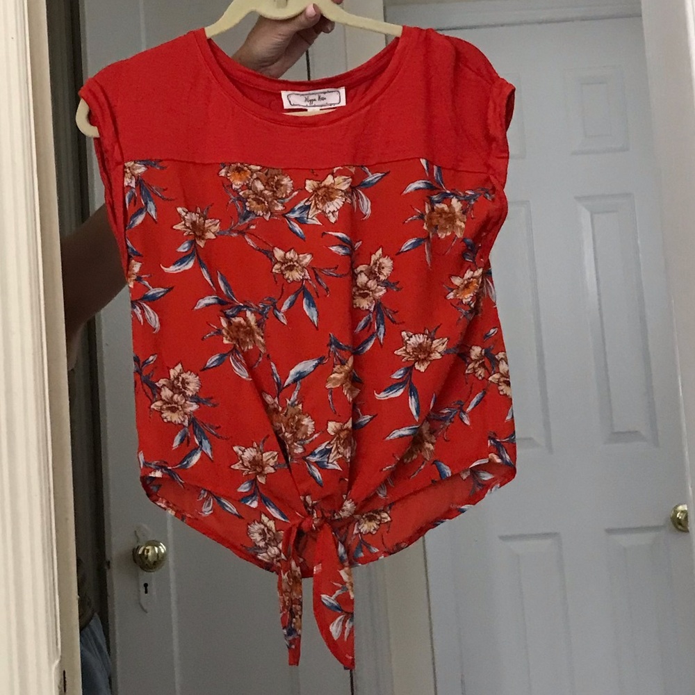 NEW Macy’s front tie short sleeve shirt